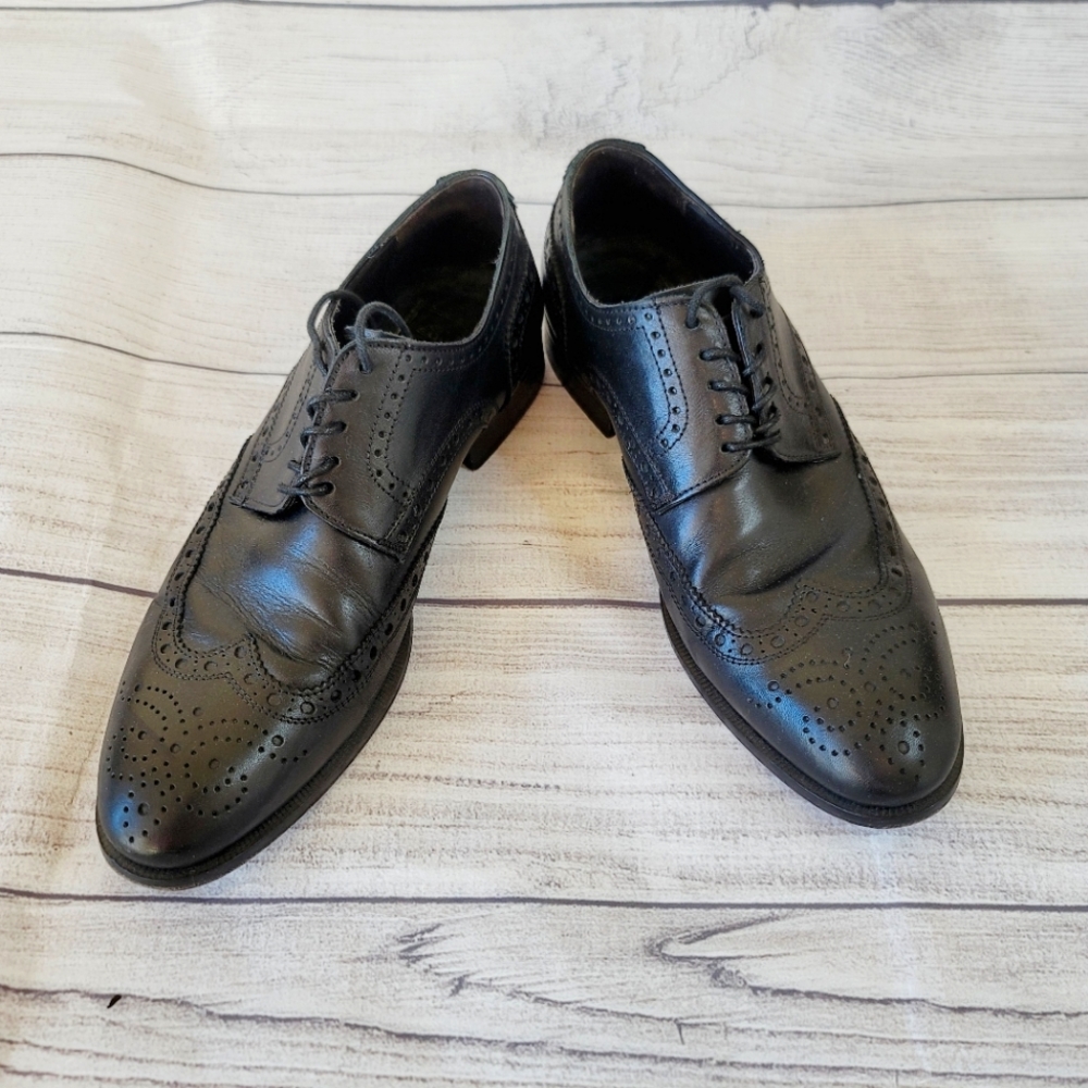 Men's Crosby Square Wingtip Shoes 8.5